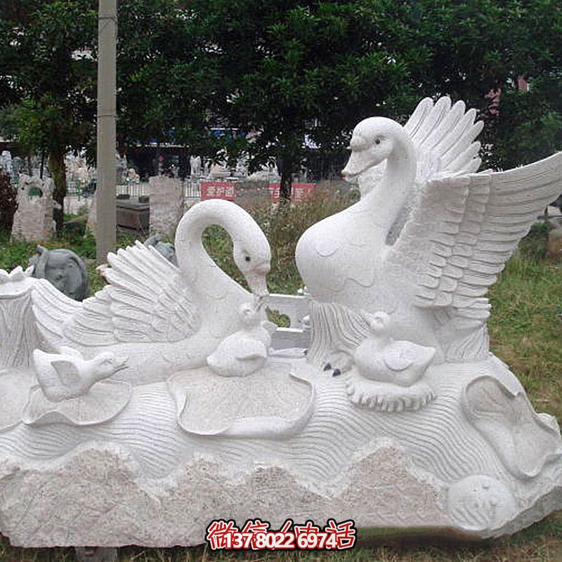 創(chuàng)意企鵝雕塑，點綴你的公園廣場