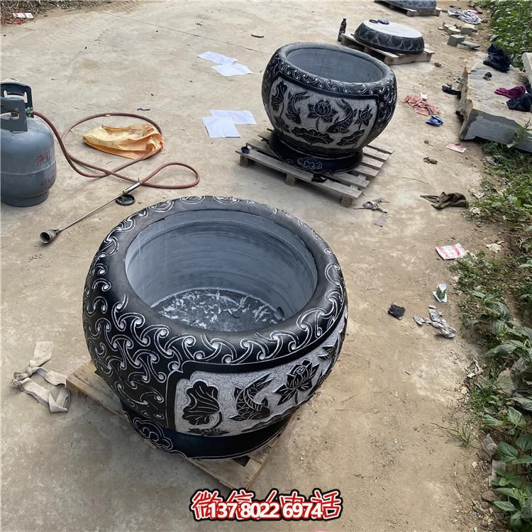 精美大理石養(yǎng)魚水缸，為您的景點增添美感