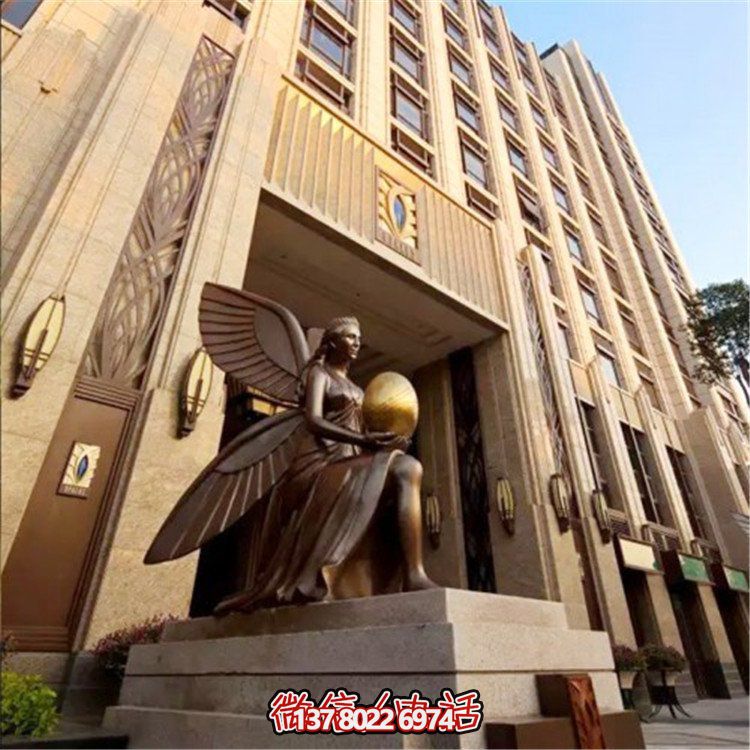 玻璃鋼仿銅西方女人物雕塑，為小區(qū)、寫字樓門前添彩