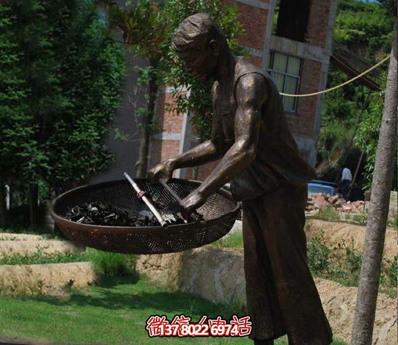 傳承古典，曬出最精美的茶葉人物銅雕