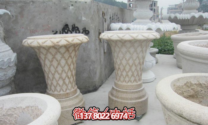 聚焦傳統文化，打造完美的自然景觀——大理石花籃花盆雕塑系列