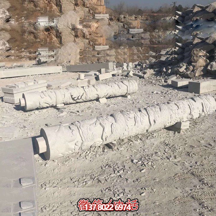 走進大理石景區，感受精美的園林浮雕龍柱