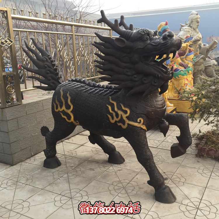 景區(qū)大型仿真動物景觀不銹鋼仿銅麒麟雕塑