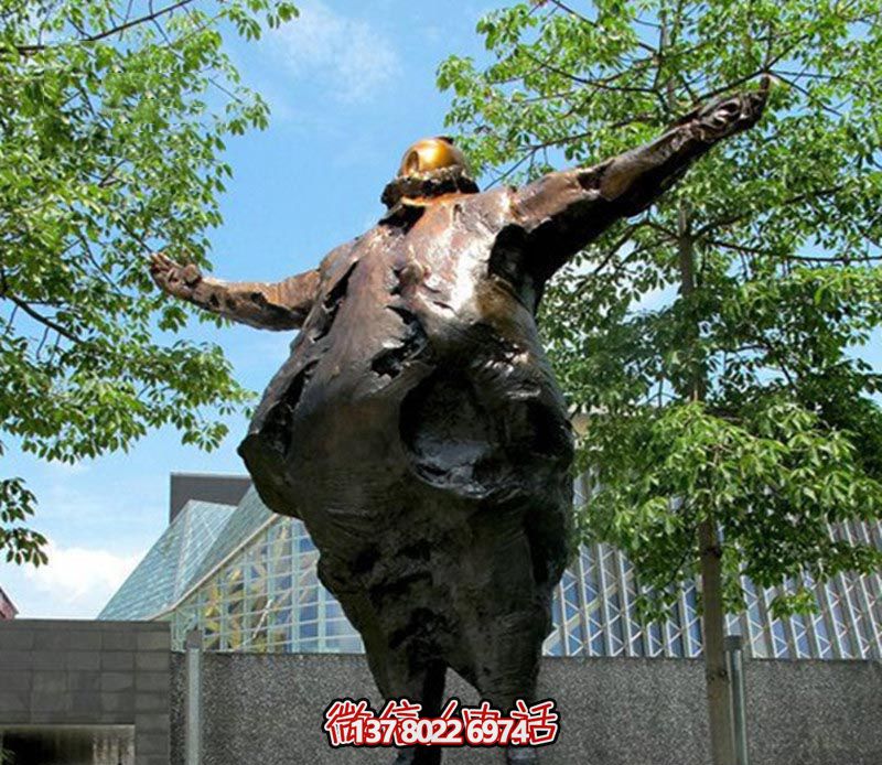 廣場(chǎng)抽象西方人物銅雕大聲唱雕塑 廣場(chǎng)抽象西方人物銅雕大聲唱雕塑